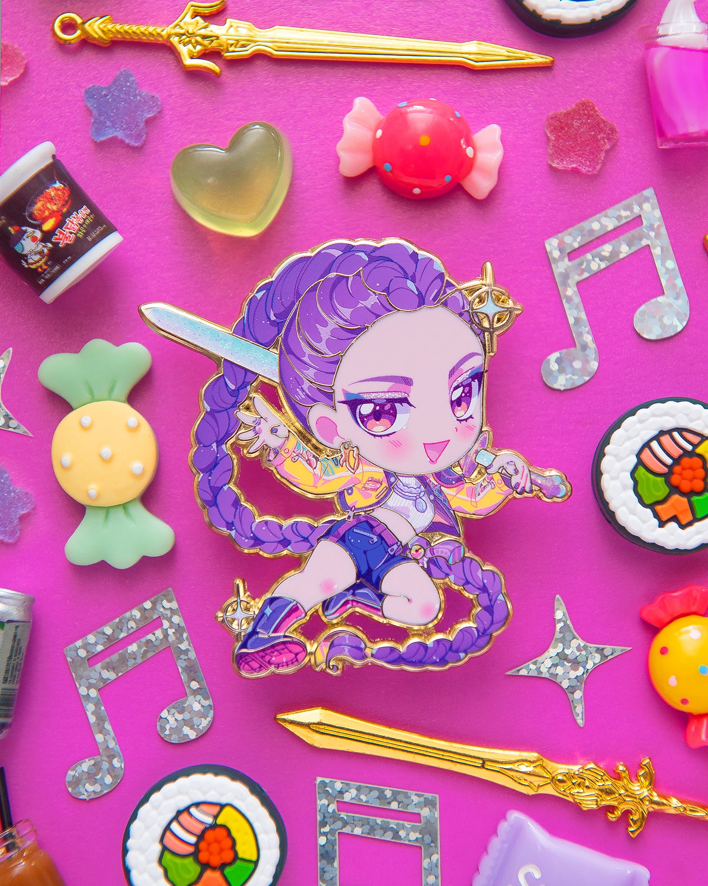 KDH Chibi Extra In-Hand – Nakama Pin